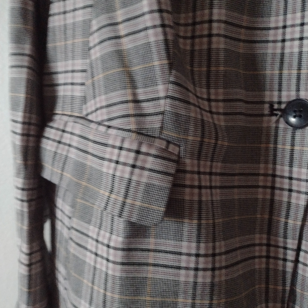 Lane Bryant Women's Classic Plaid Blazer - Picture 8 of 16